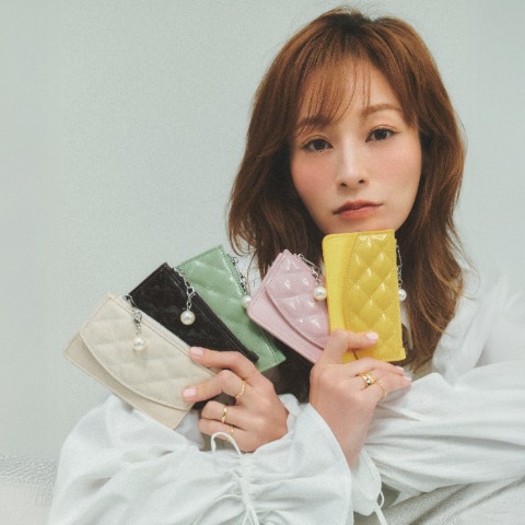 レディース ウォレット（西山茉希）