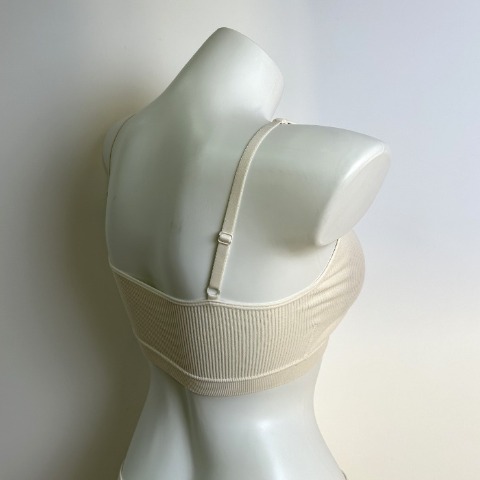 レディース　ハーフトップブラジャー（1枚でS～LLサイズ対応）ぴたのびフィット