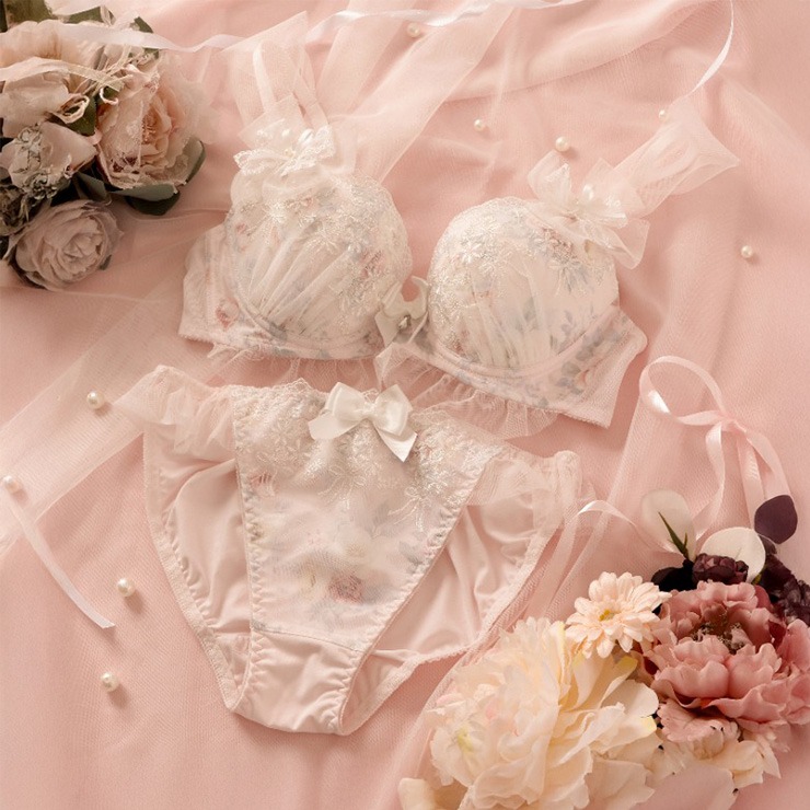 フラワープリント ノンワイヤーブラジャー＋ショーツセット（胡桃咲姫