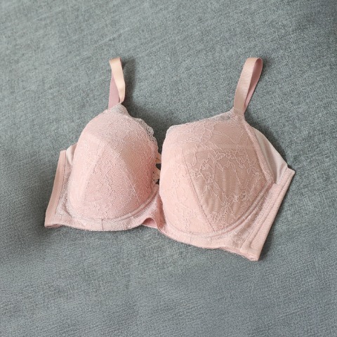 レディース　ワイヤーブラジャー（Hina）