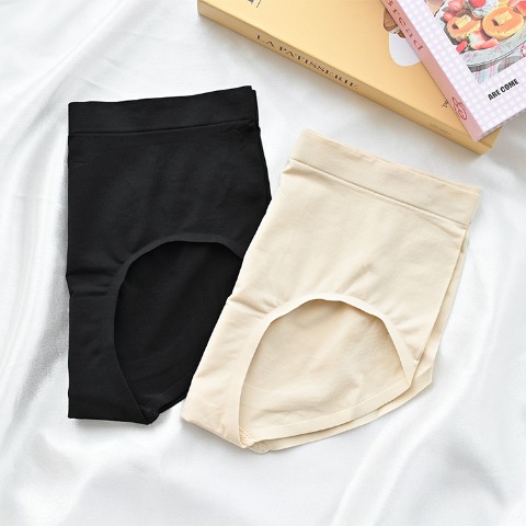 レディース　シームレスショーツ（MUMU & Co.）