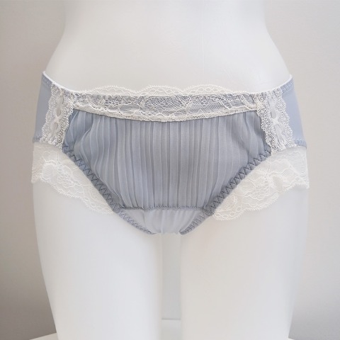 レディース　ショーツ（ちーちょろす）