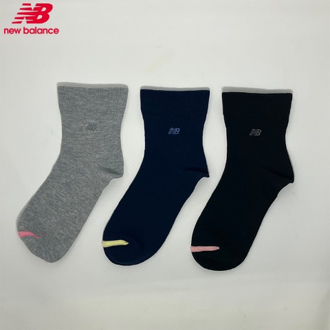 レディース　3足組ソックス（ニューバランス×Hina）