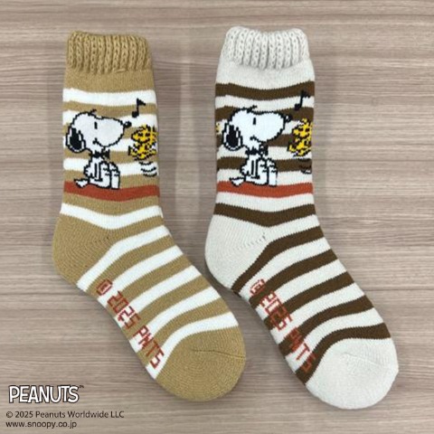 レディース　2足組ソックス（FIBER HEAT×SNOOPY）