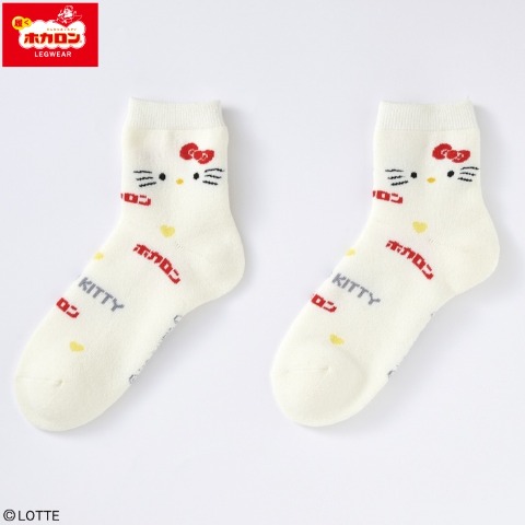 レディース　総パイル裏起毛クルーソックス（ハローキティ・ホカロン）