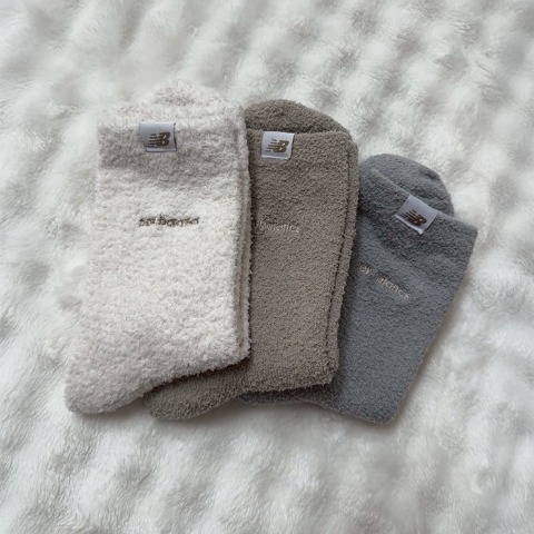 レディース　3足組ソックス（New Balance×yuri）