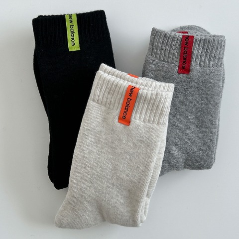 レディース　3足組ソックス（New Balance_rumi）