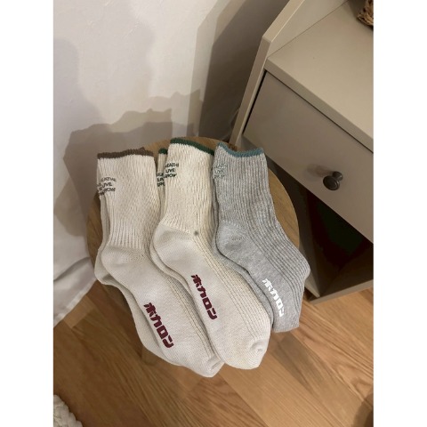 レディース　ソックス（ホカロン×yuri）