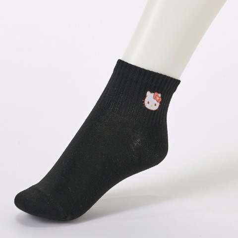 レディース　3足組ソックス（サンリオキャラクターズ）