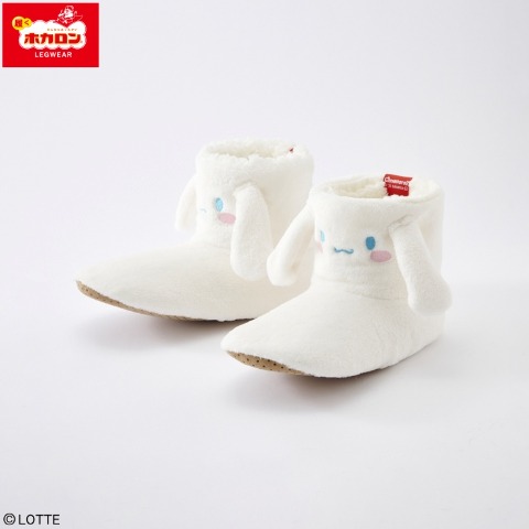 レディース　裏ボアブーツ（シナモロール・ホカロン）