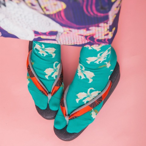 レディース　足袋ハイソックス（さんかく）