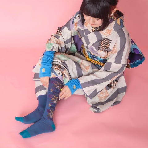 レディース　足袋オーバーニーソックス（さんかく）