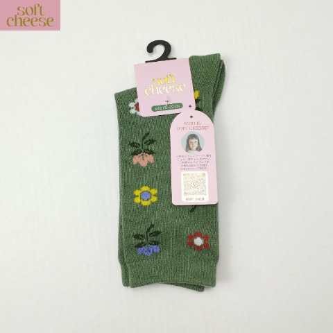 キッズ　クルーソックス（15-20cm・soft cheese）