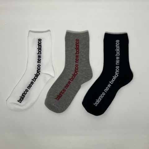キッズ　3足組ソックス（19-24cm　ニューバランス×rumi）