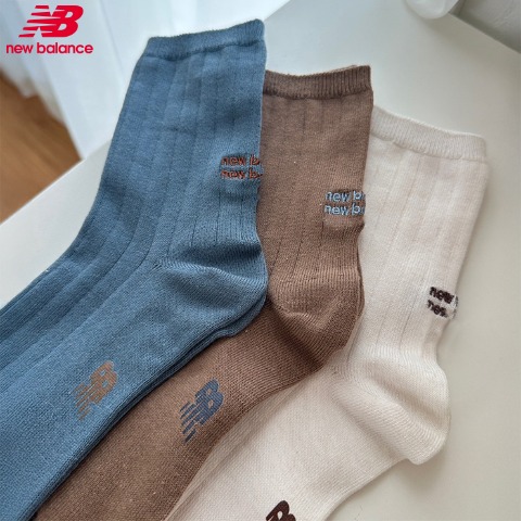 キッズ　3足組ソックス（15-20cm・New Balance×yuri）
