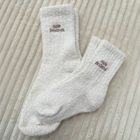 キッズ　3足組ソックス（15-20cm・New Balance×yuri）