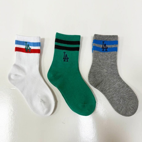 キッズ 3足組ショートソックス（15-20・19-24cm　MLB）