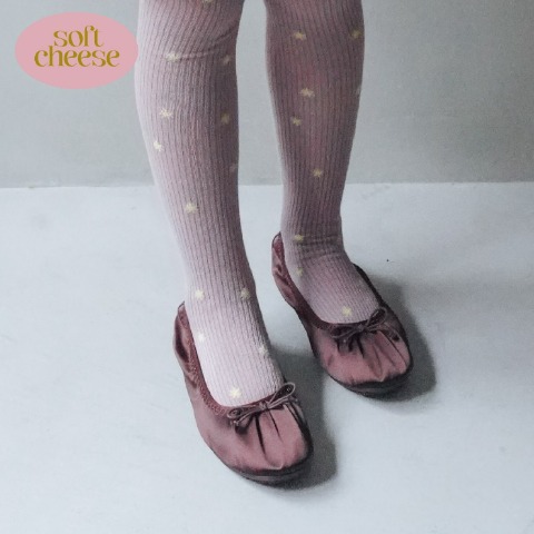 キッズ　タイツ（120cm・135cm・soft cheese)