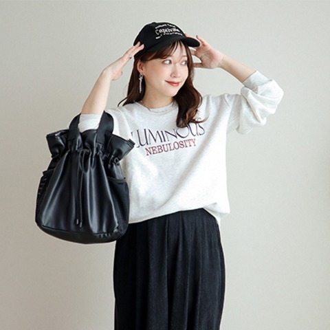 レディース　トレーナー（TERA）