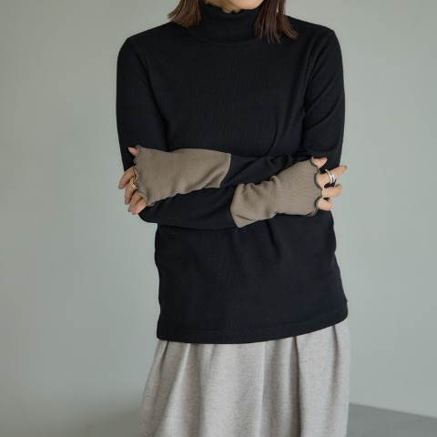 レディース　裏起毛プルオーバー（田中里奈）