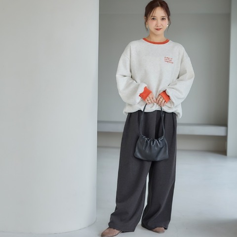 レディース　裏起毛トレーナー（田中里奈）