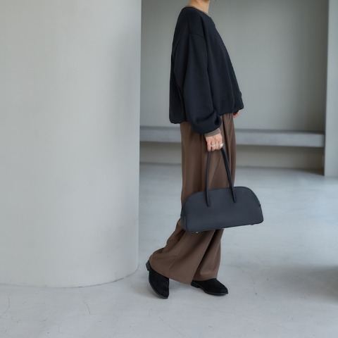 レディース　裏起毛トレーナー（田中里奈）