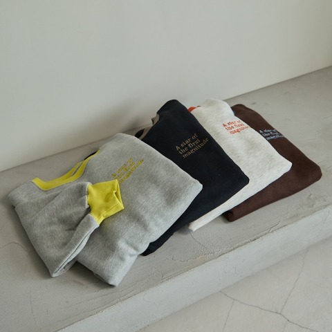 レディース　裏起毛トレーナー（田中里奈）