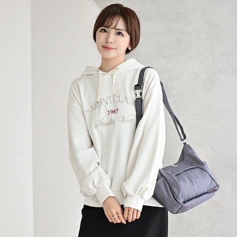 レディース　プルパーカ（MUMU）