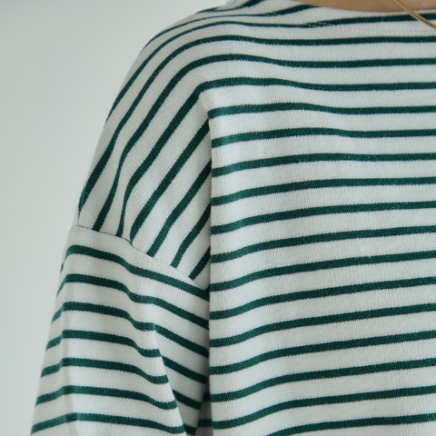 レディース　プルオーバー（田中里奈）