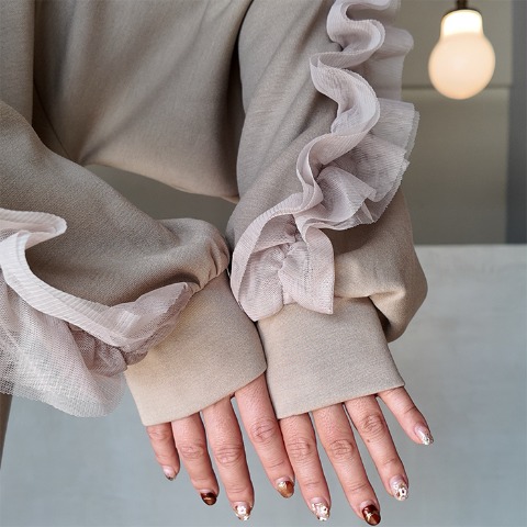 レディース　袖チュールプルオーバー（きなこっこ）