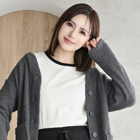 レディース　プルオーバー（MUMU）