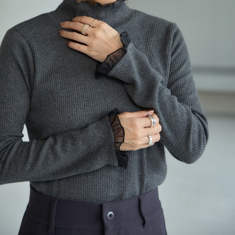 レディース　プルオーバー（田中里奈）