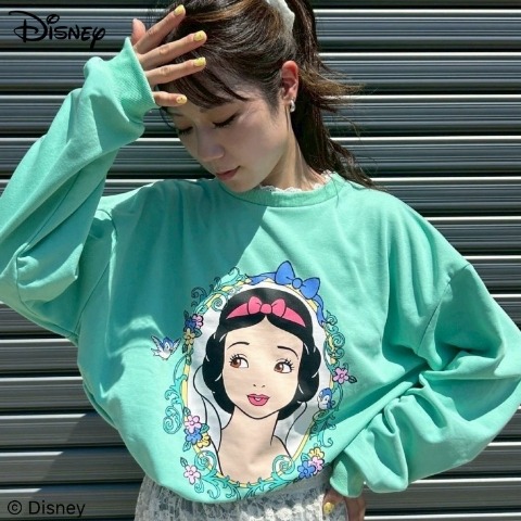 レディース　トレーナー（DISNEY）