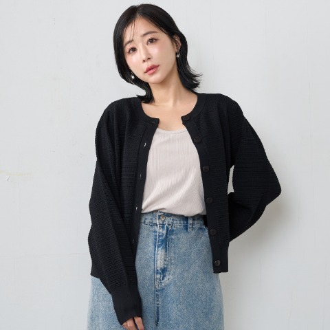 レディース　ニットカーディガン（休井美郷）