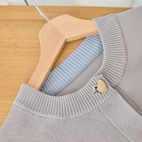 レディース　ニットカーディガン（yumi）