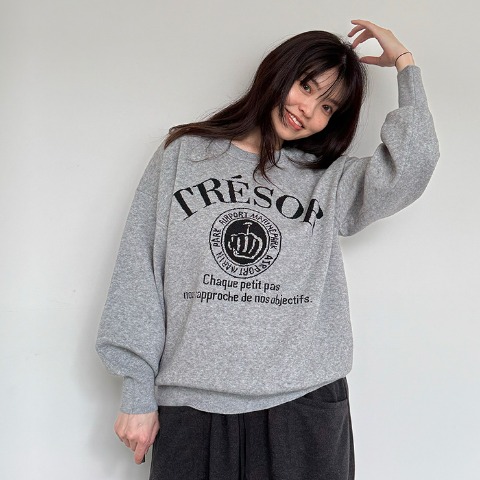 レディース　ニットプルオーバー（ぷーさん）