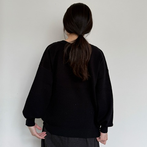 レディース　ニットプルオーバー（ぷーさん）