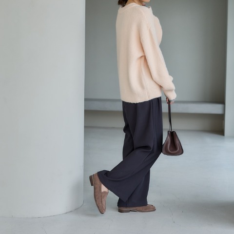 レディース　ニットプルオーバー（田中里奈）