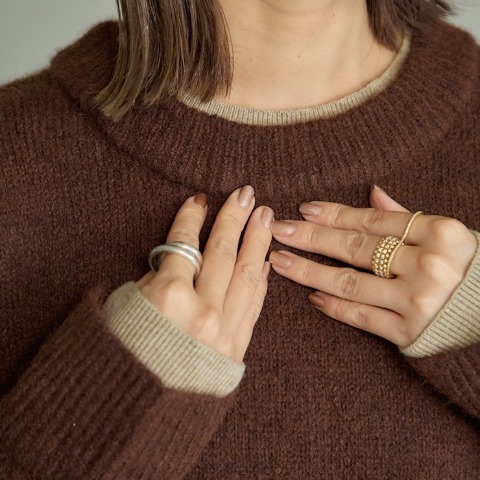 レディース　ニットプルオーバー（田中里奈）