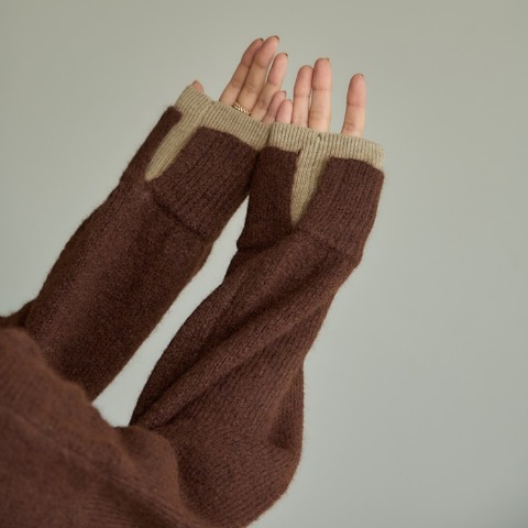 レディース　ニットプルオーバー（田中里奈）