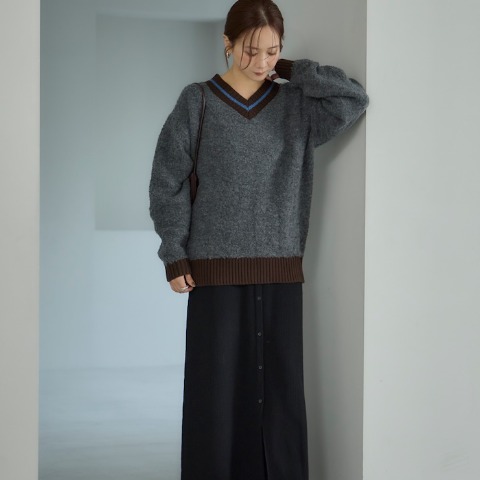 レディース　ニットプルオーバー（田中里奈）