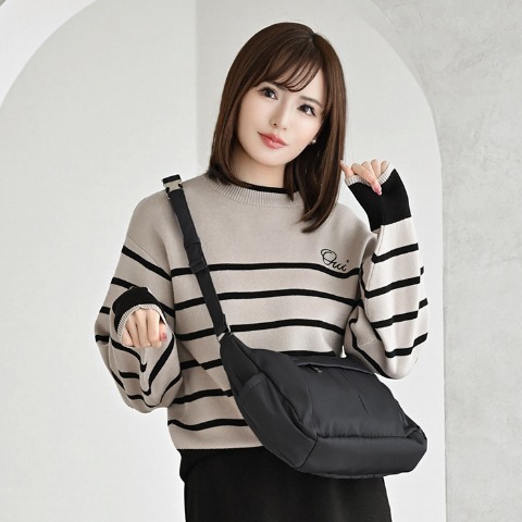 レディース　ニットプルオーバー（MUMU）