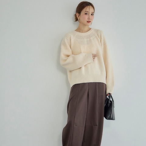 レディース　ニットプルオーバー（田中里奈）