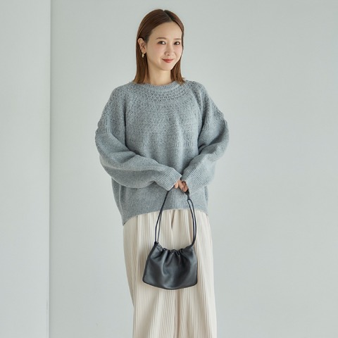 レディース　ニットプルオーバー（田中里奈）