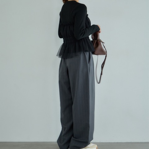 レディース　ニットプルオーバー（田中里奈）