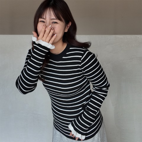 レディース　ニットプルオーバー（きなこっこ）