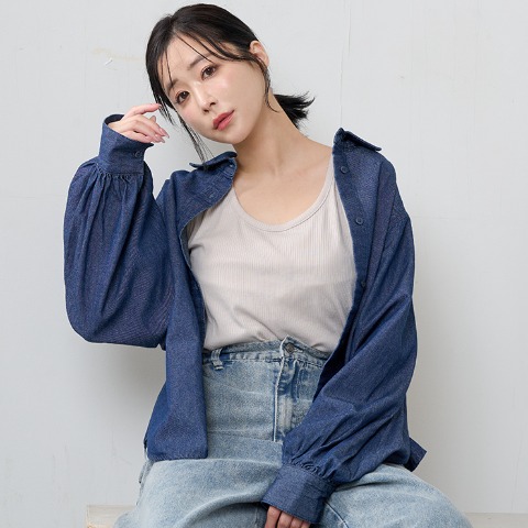 レディース　デニムブラウス（休井美郷）