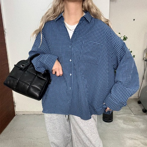 レディース　シャツ(おなつ)