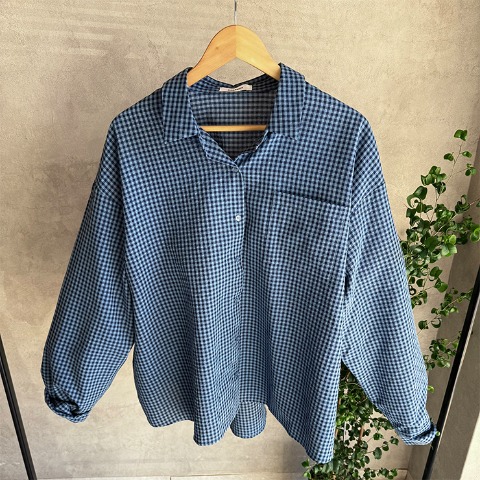 レディース　シャツ(おなつ)