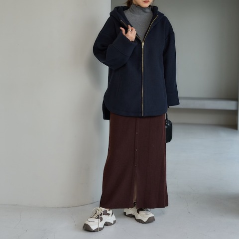 レディース　ジャケット（田中里奈）